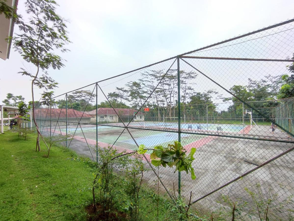 Green Forest Resort Villa Bogor Extérieur photo