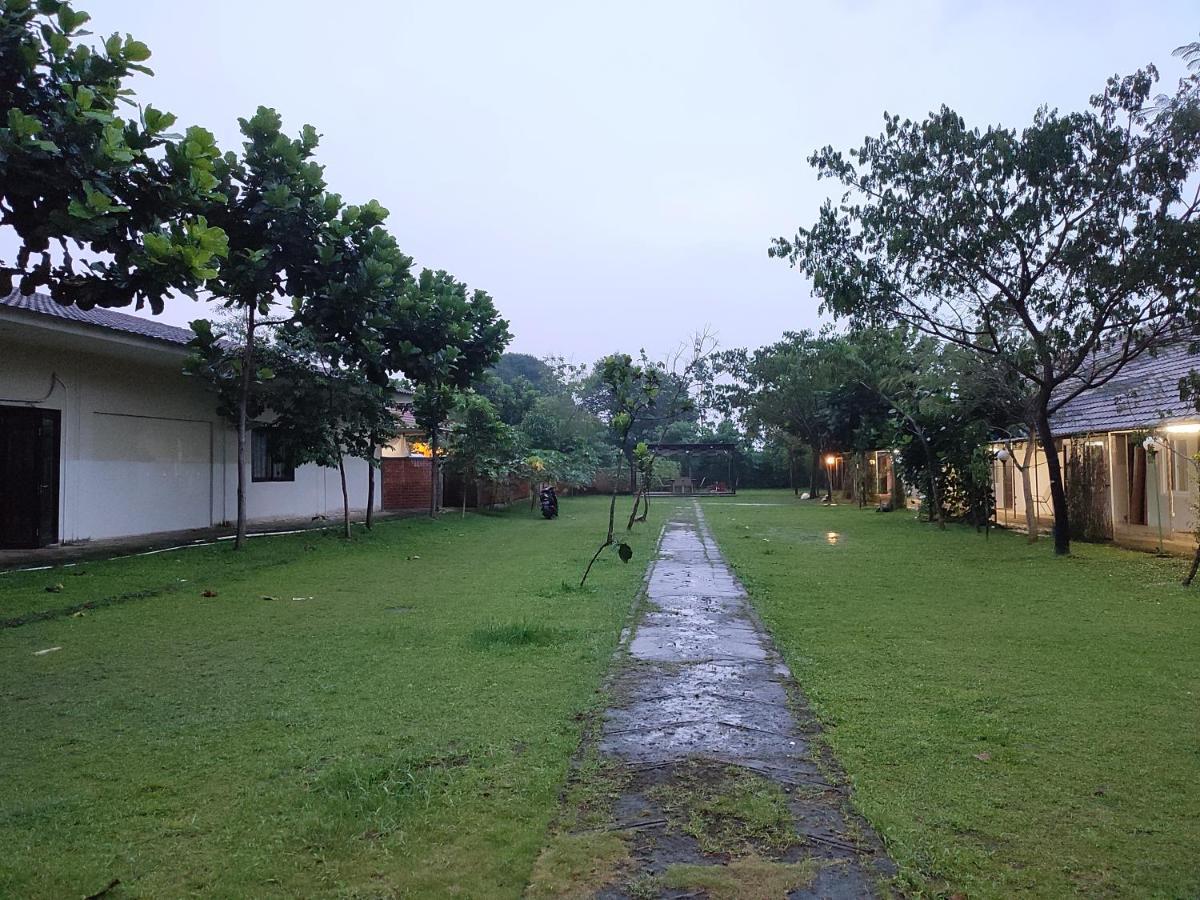 Green Forest Resort Villa Bogor Extérieur photo